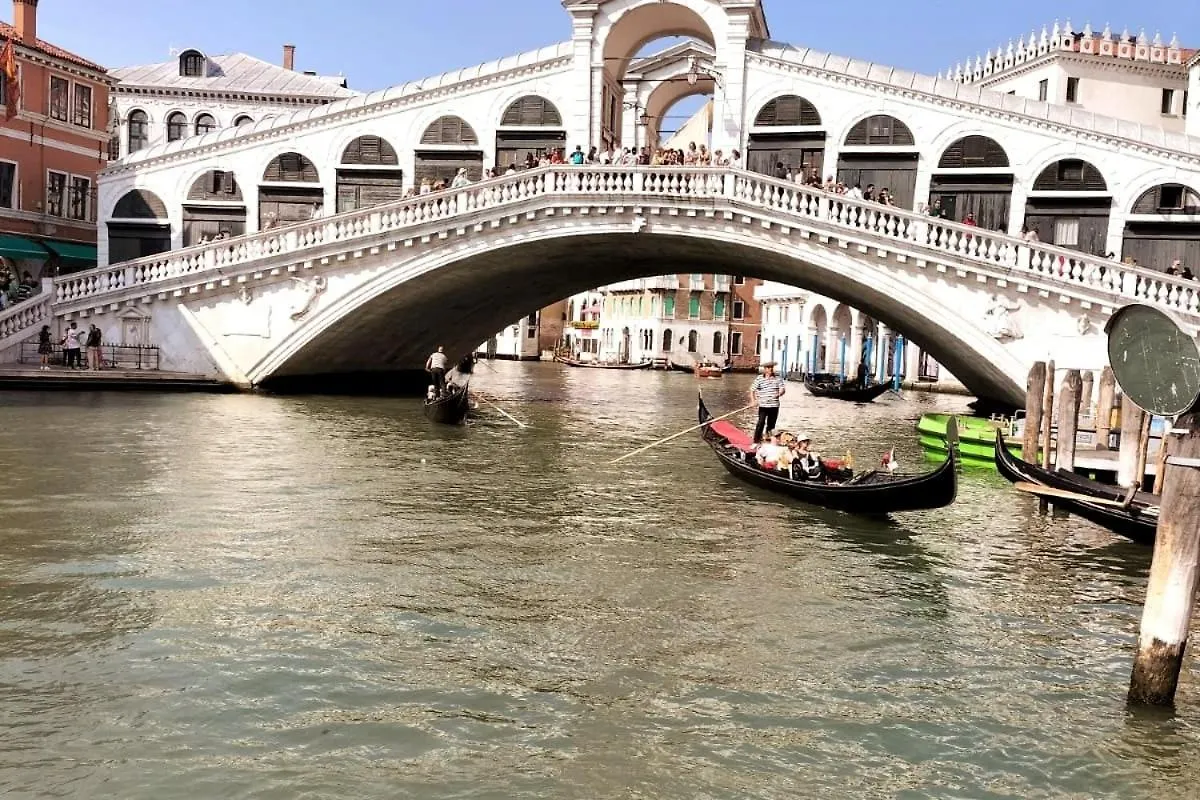 Apartment Appartamento Nel Centro Di Venezia Italy
